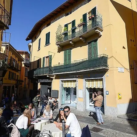 Sleeps 4 Air Con Wifi Apartment Bellagio